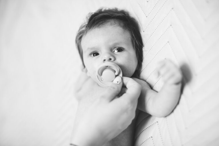 Assisted Hatching: Ablauf, Chancen, Risiken & häufige Fragen